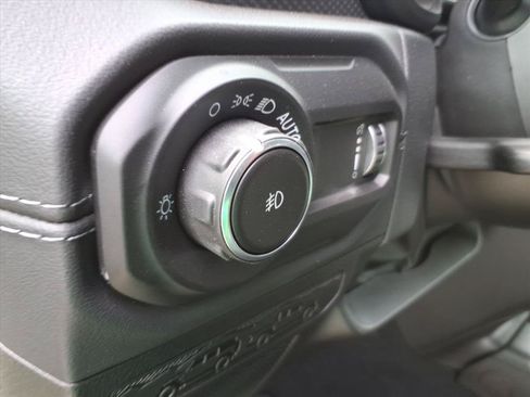 New 2026 Jeep Wrangler Unlimited Rubicon AWD/4WD image 21