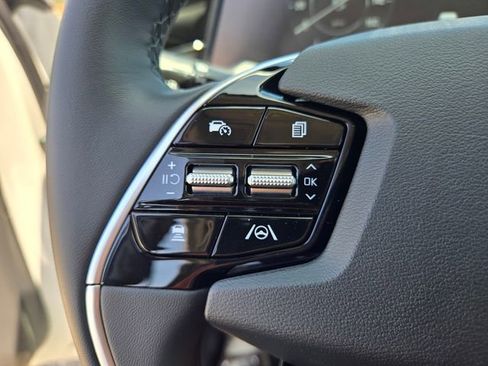 New 2026 Kia Niro Wind FWD image 11