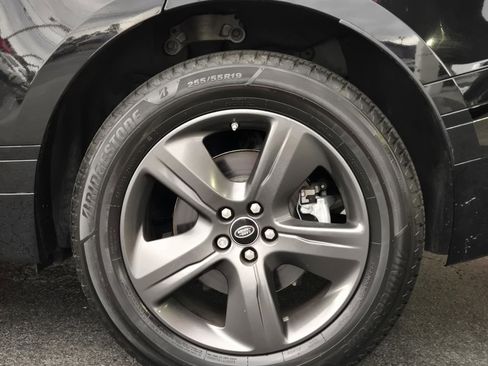 Used 2021 Land Rover Range Rover Velar R-Dynamic S image 7