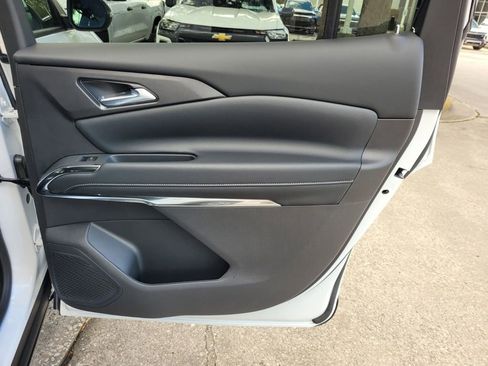 New 2026 Chevrolet Traverse LT w/ LPO, Floor Liner Package image 16