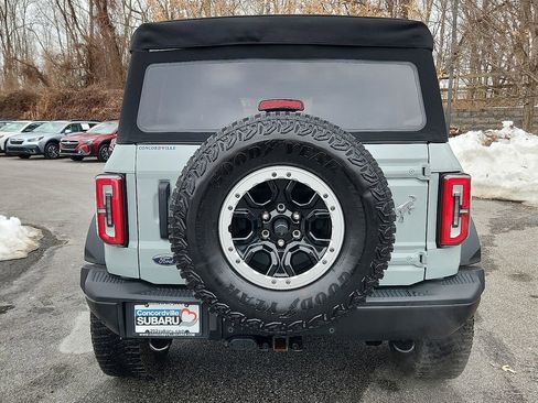 Used 2022 Ford Bronco Badlands image 5