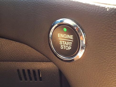 Used 2024 Ford Edge ST-Line AWD/4WD image 23