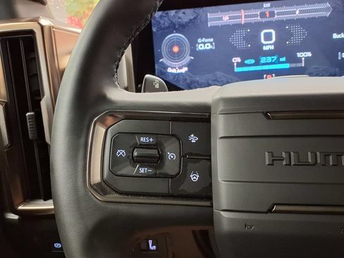 Used 2024 GMC Hummer EV 3X w/ Extreme Off-Road Package AWD/4WD image 30