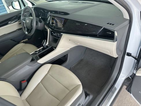 Used 2021 Cadillac XT6 Premium Luxury AWD/4WD image 37