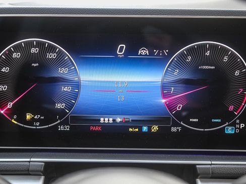 New 2026 Mercedes-Benz GLE 350 4MATIC image 21