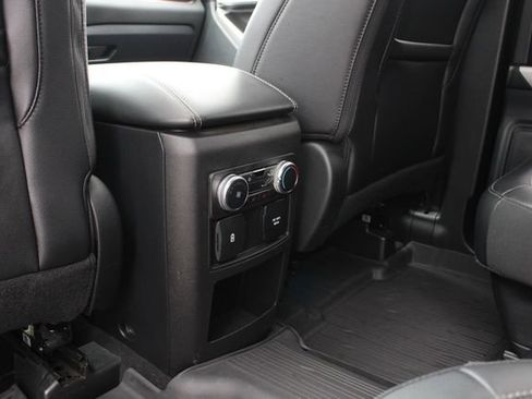 Used 2021 Ford Explorer Limited w/ Equipment Group 301A AWD/4WD image 23