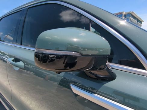 Used 2025 Kia Sorento SX Prestige image 24