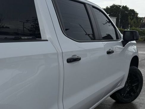 Used 2025 Chevrolet Silverado 1500 LT Trail Boss w/ Convenience Package II AWD/4WD image 9