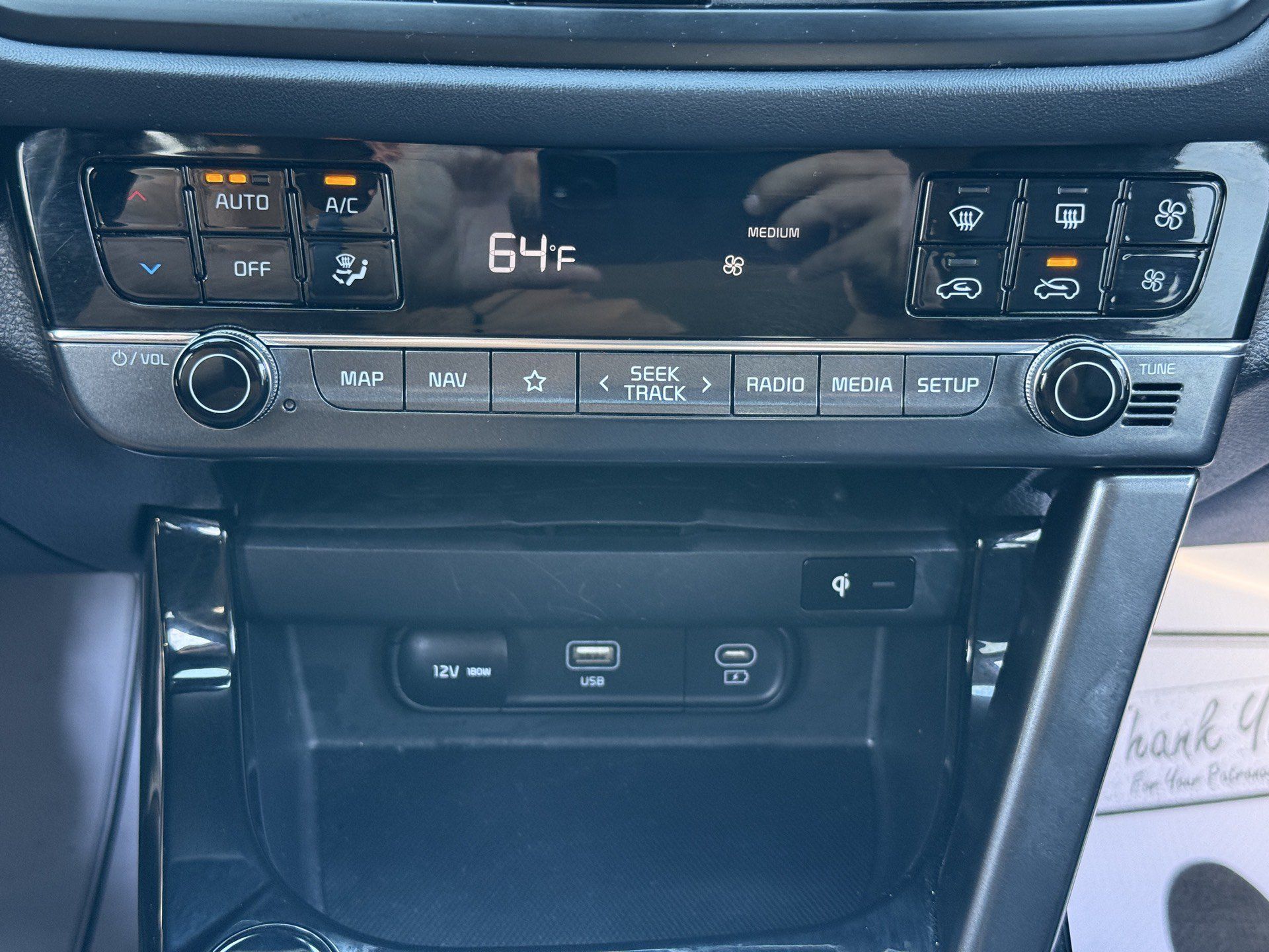 Used 2024 Kia Seltos SX AWD/4WD image 16