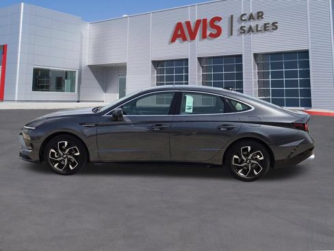Used 2025 Hyundai Sonata SEL FWD image 10