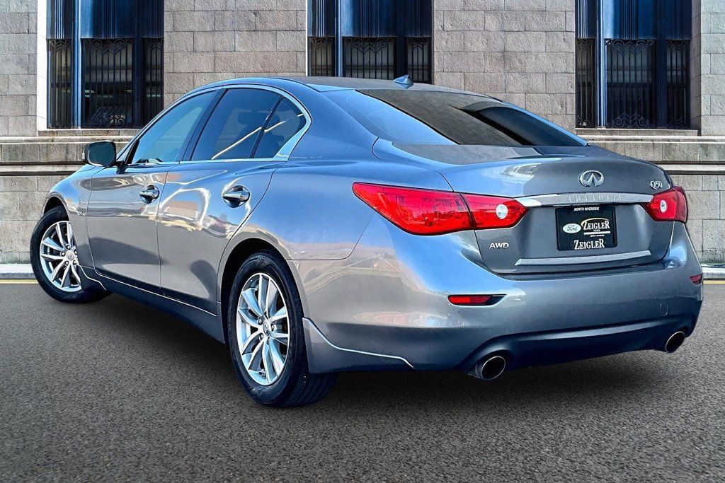 Used 2016 INFINITI Q50 3.0t Premium w/ 3.0T Premium Plus Package AWD/4WD image 11