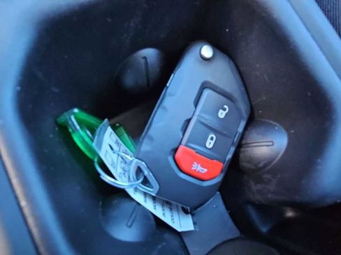 Used 2023 Jeep Wrangler Sport S image 28