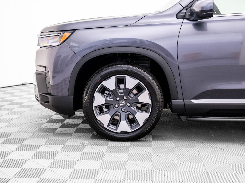 Certified 2026 Honda Pilot Touring image 36