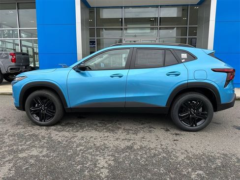 New 2026 Chevrolet Trax ACTIV w/ Driver Confidence Package image 2