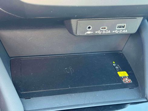 Certified 2025 Subaru Forester Premium image 24