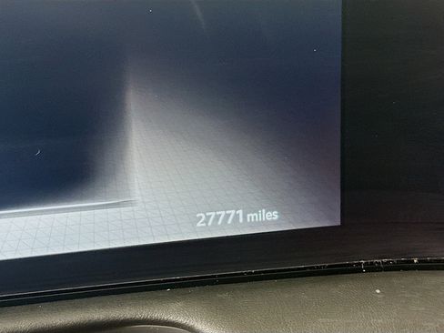 Used 2023 Nissan Ariya EMPOWER+ image 19