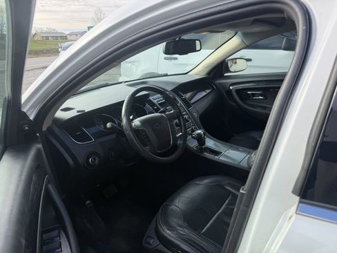 Used 2010 Ford Taurus Limited image 5