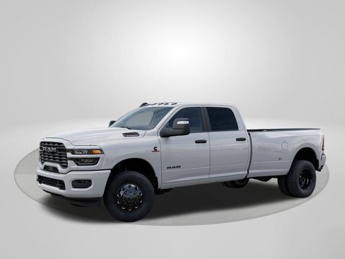 New 2026 RAM 3500 Big Horn AWD/4WD image 2