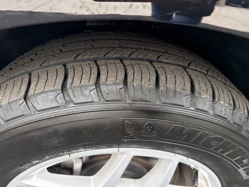 Used 2024 Ford Edge SEL w/ Class II Trailer Tow Package image 19