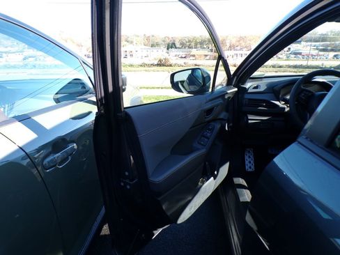 New 2026 Subaru Crosstrek 2.5i Sport AWD/4WD image 17