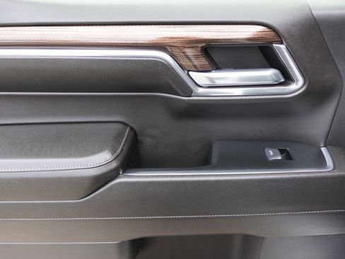 Used 2024 Chevrolet Silverado 1500 RST image 23