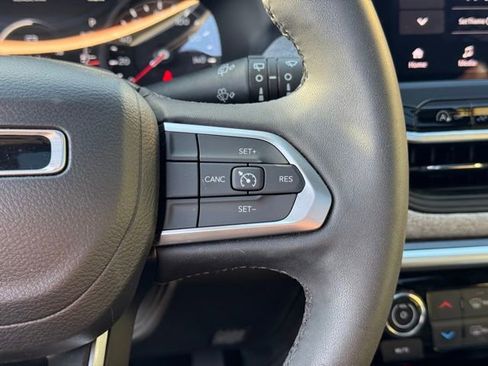 Used 2023 Jeep Compass Latitude w/ Sun and Sound Group image 27