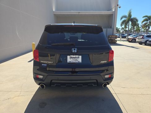 Certified 2023 Honda Passport EX-L image 9