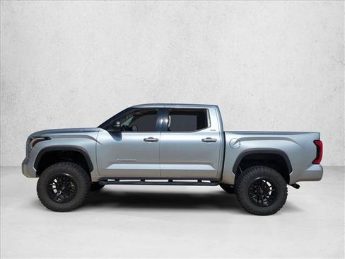 Used 2023 Toyota Tundra SR5 w/ SR5 Premium Package AWD/4WD image 8