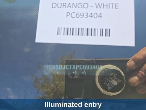 Used 2023 Dodge Durango R/T w/ Hemi Orange Plus Package image 15