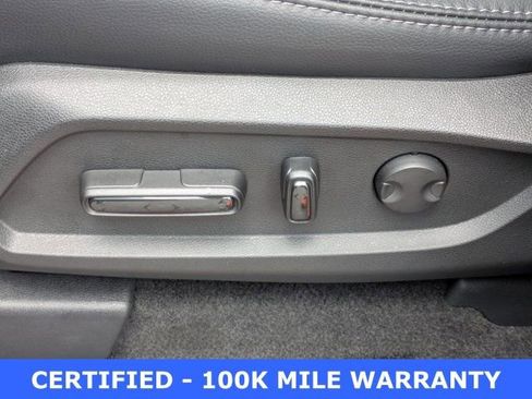 Used 2025 Honda Pilot Touring image 19