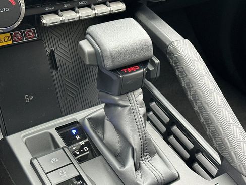 New 2026 Toyota 4Runner TRD Off-Road AWD/4WD image 24