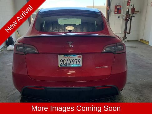 Used 2022 Tesla Model Y Performance AWD/4WD image 4