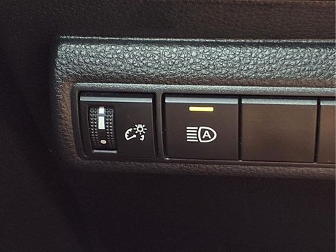 Used 2024 Toyota Corolla LE FWD image 24
