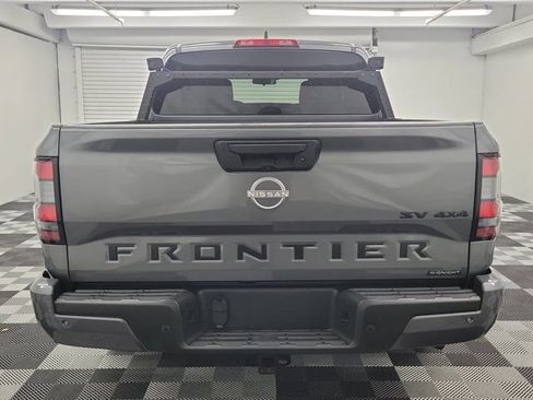 Used 2023 Nissan Frontier SV w/ Midnight Edition Package AWD/4WD image 5
