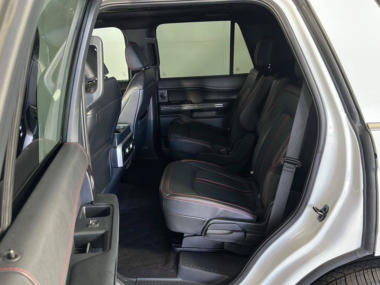 Used 2023 Ford Expedition Limited AWD/4WD image 21