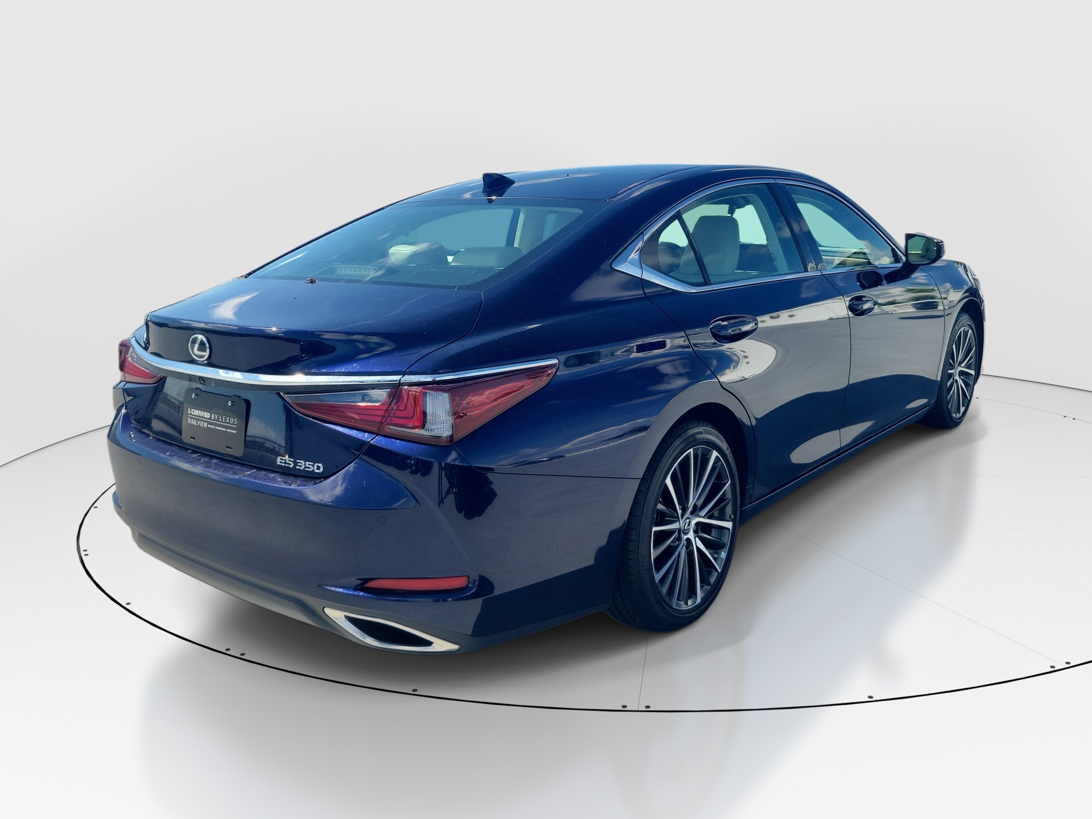 Used 2025 Lexus ES 350 w/ Premium Package FWD image 6