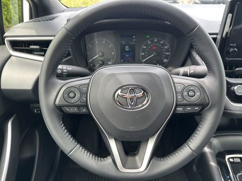 Certified 2025 Toyota Corolla SE FWD image 12