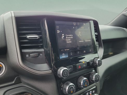 Certified 2025 RAM 1500 Tradesman AWD/4WD image 17