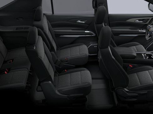 Used 2025 Chevrolet Traverse LT w/ Enhanced Driving Package FWD image 10