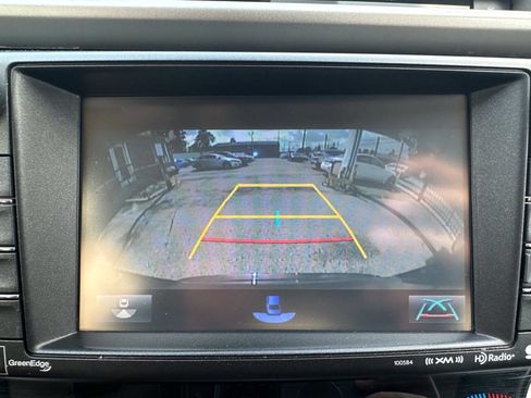 Used 2016 Toyota RAV4 Limited AWD/4WD image 25