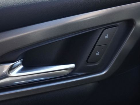 New 2026 Chevrolet Traverse LT image 19