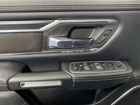 Used 2024 RAM 1500 Laramie image 12