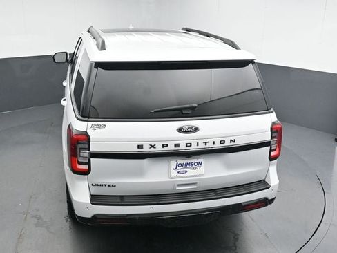 Used 2022 Ford Expedition Limited AWD/4WD image 25
