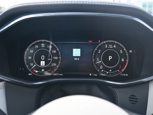 Used 2023 Jaguar F-PACE S image 12