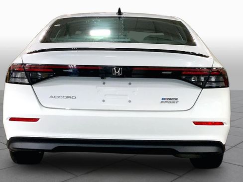 Used 2025 Honda Accord Sport image 5