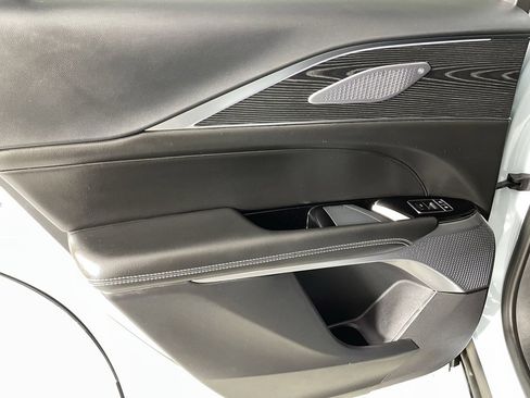 Used 2025 Cadillac Lyriq Sport image 39