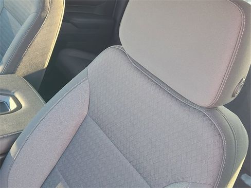 Used 2023 Chevrolet Silverado 1500 LT image 24