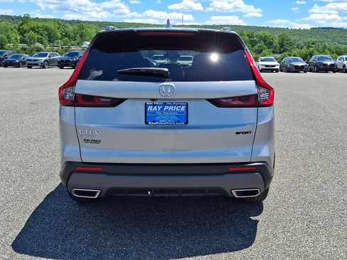 Certified 2025 Honda CR-V Sport image 5