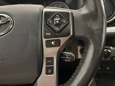 Used 2018 Toyota Tacoma Limited AWD/4WD image 5