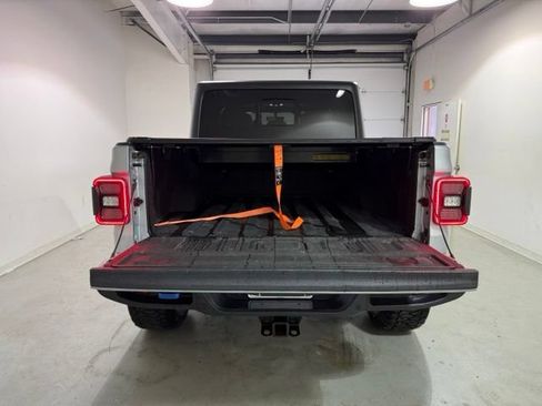 Used 2022 Jeep Gladiator Sport AWD/4WD image 8